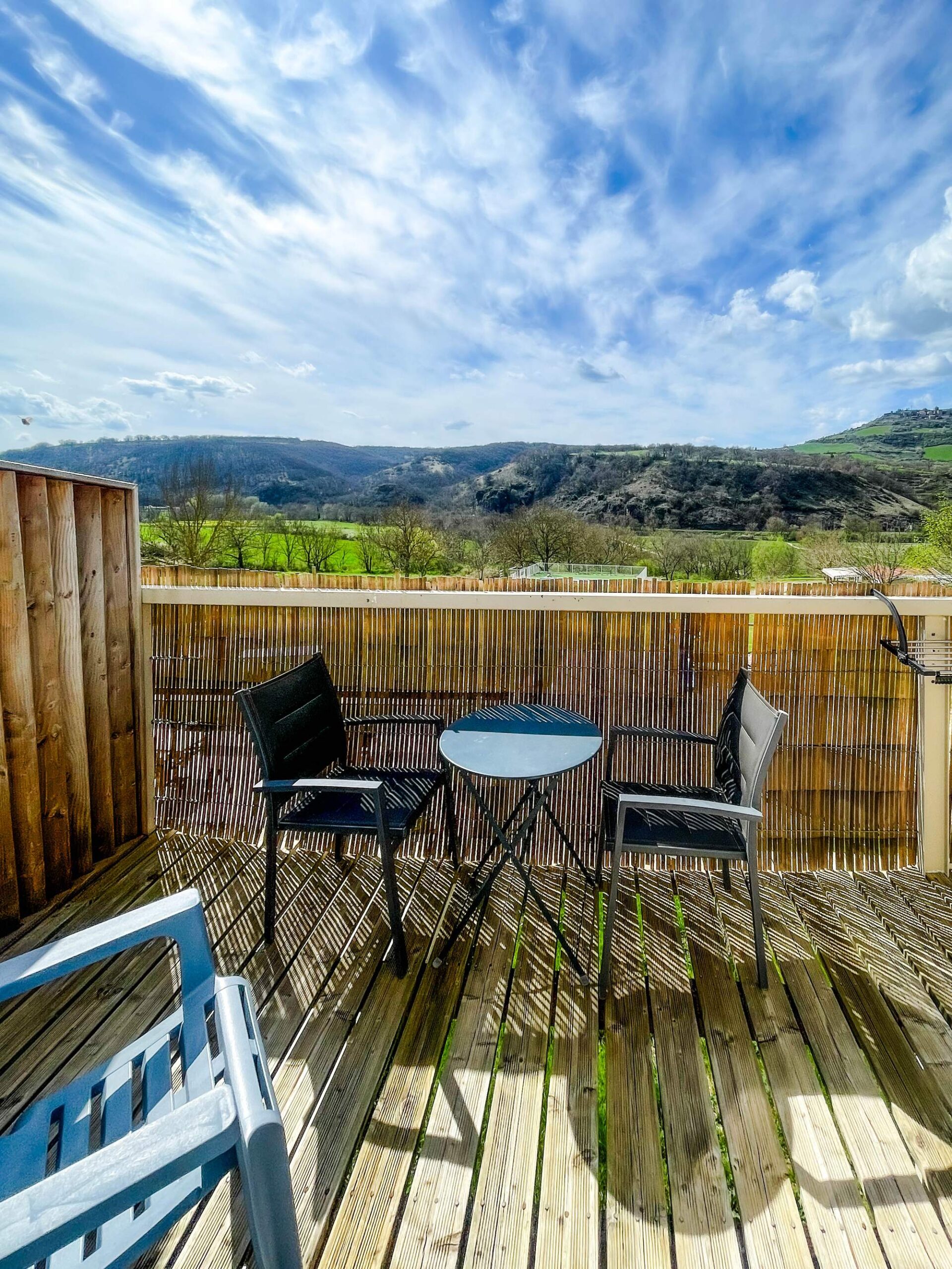 terrase mobil home camping val st georges